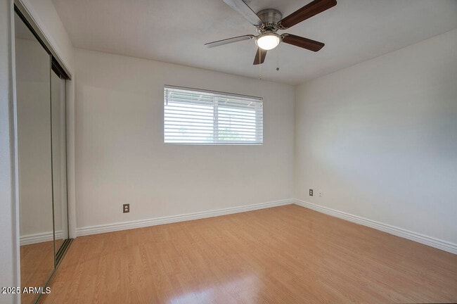 Building Photo - 1881 E Concorda Dr