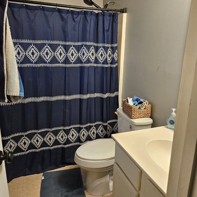 Building Photo - Charming 3BR House in Covington