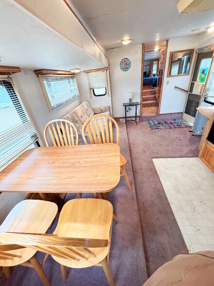 Building Photo - 2552 Smith Ave