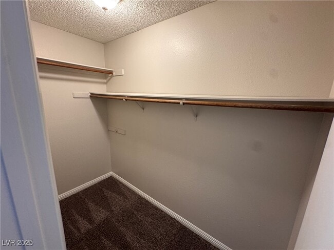 Building Photo - 617 Pepper Tree Cir