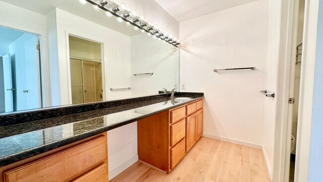 Building Photo - Top-floor with Storage Room & Huge Walk-In...