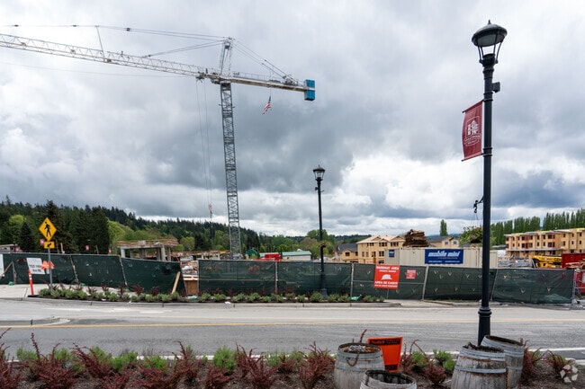 Building Photo - Alexan Woodinville