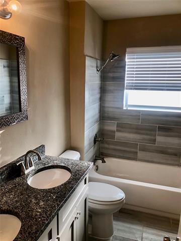 Building Photo - 2425 Materhorn Dr