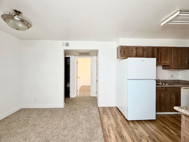 Building Photo - Las Vegas Guard-Gated Condo for Rent | Bella Vita Community | 1 Bedroom Upstairs Unit