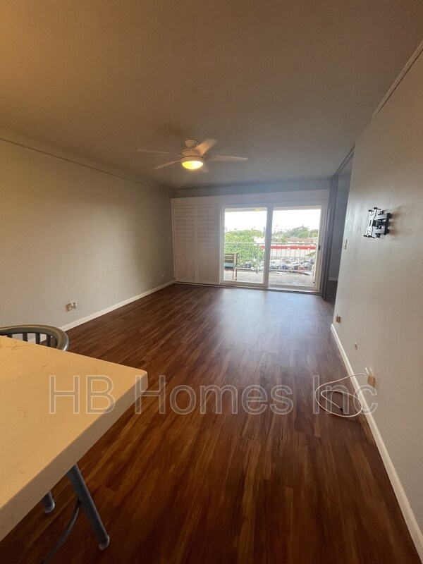 Building Photo - 14 Aulike St