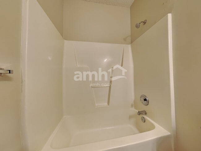 Building Photo - 6829 Ayrshire Glen Pl