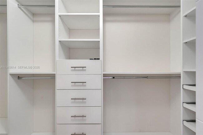 Building Photo - 2354 Quail Roost Dr