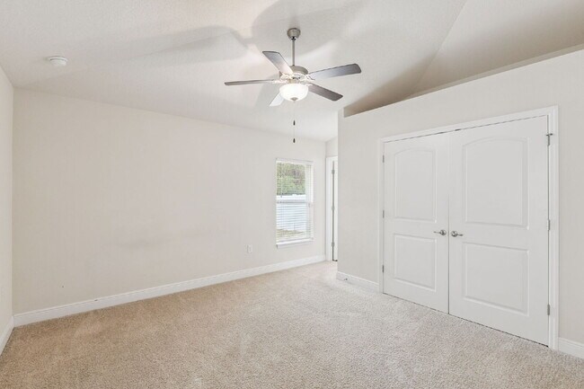 Building Photo - 458 Macon Dr