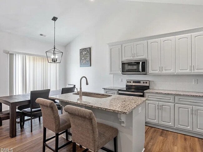 Building Photo - Earn Wealth While Leasing – Like a Homeowner – Lease to Own