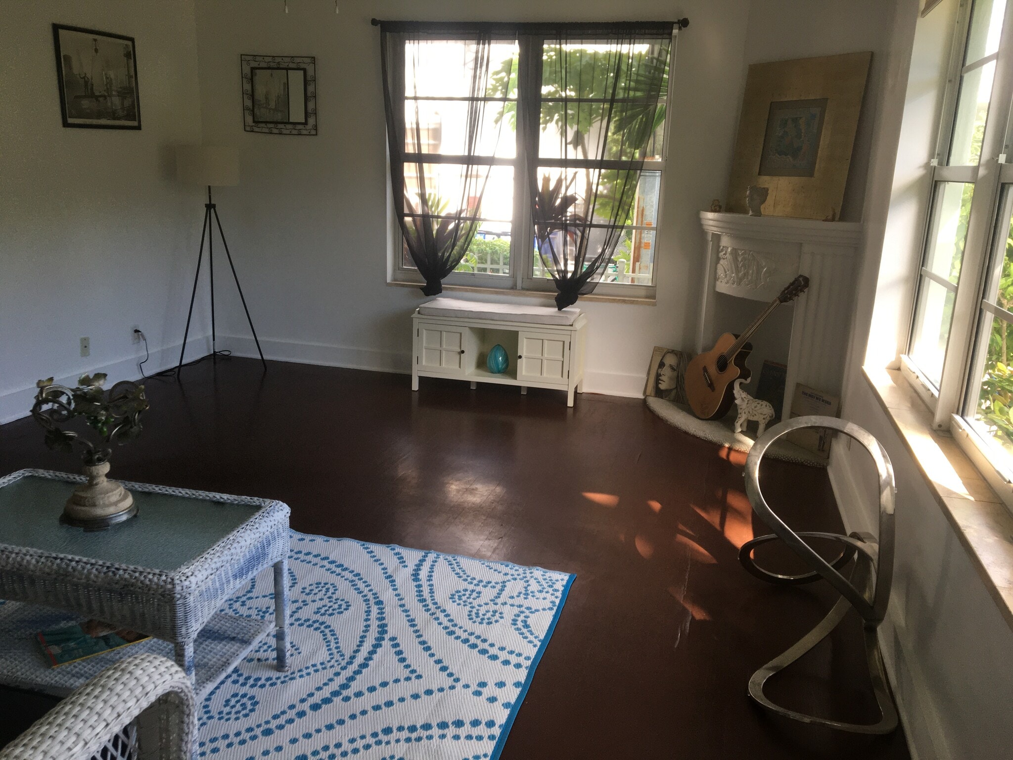 Building Photo - 935 10th St