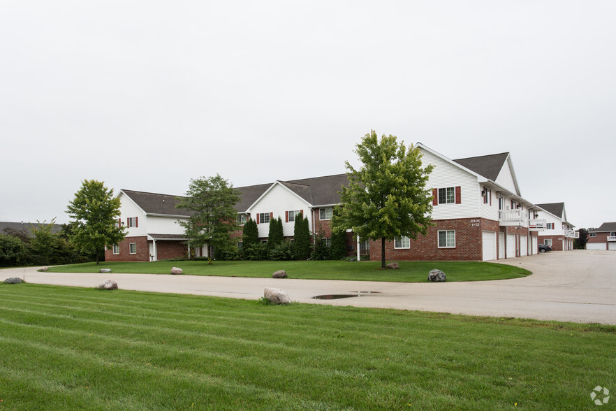 Building Photo - Ledgecrest Estates