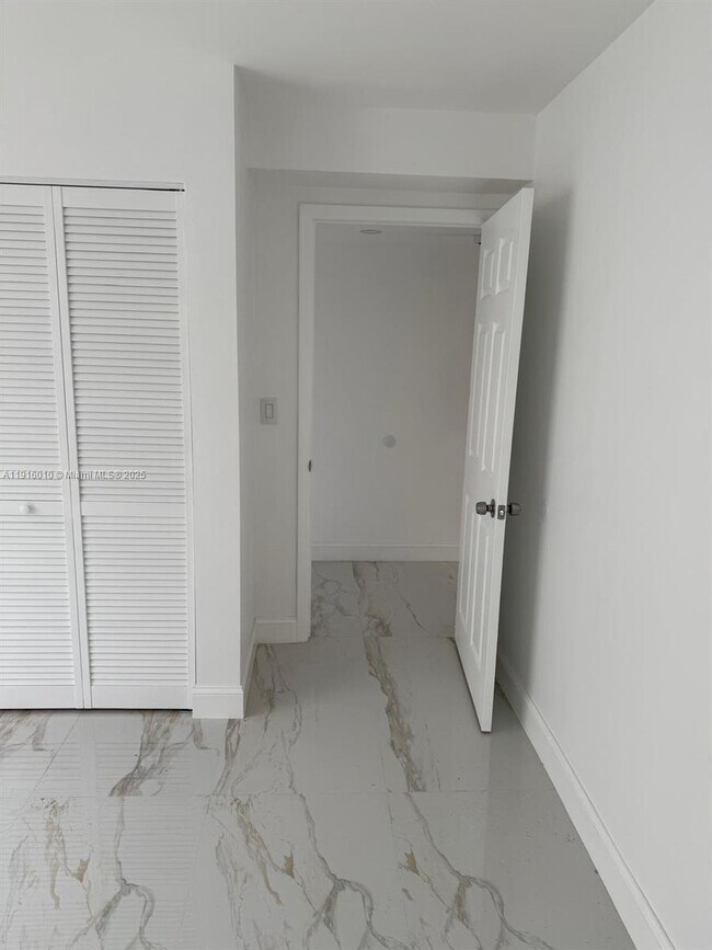 Building Photo - 5782 W 26th Ave