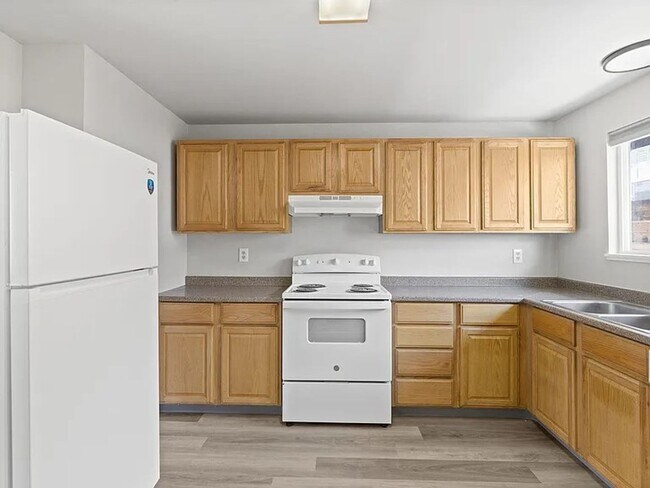 Building Photo - p633