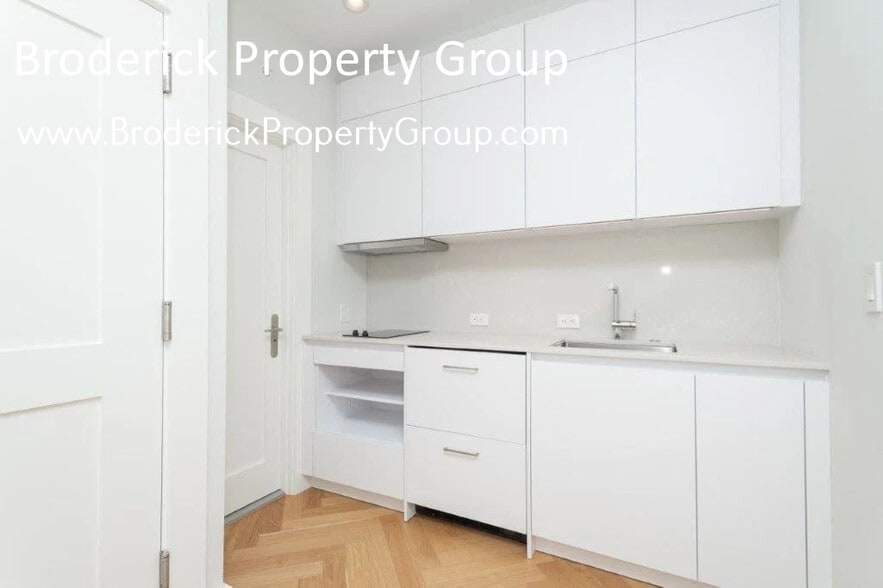 Building Photo - 457 Massachusetts Ave