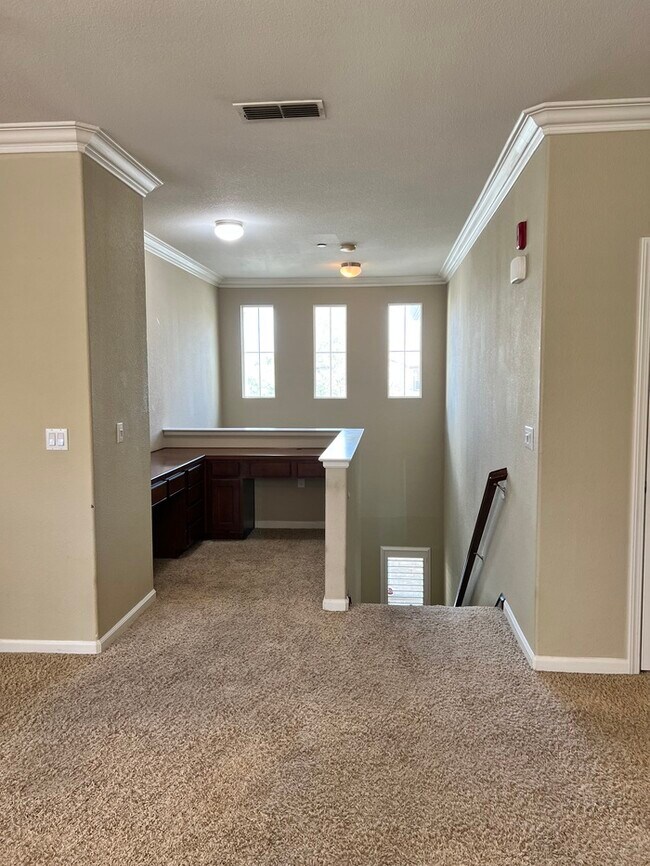 Building Photo - 4059 Innovator Dr