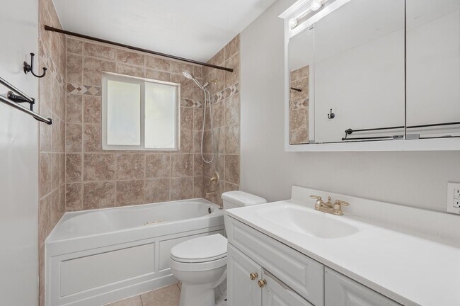 Building Photo - 3671 Cordele Cir