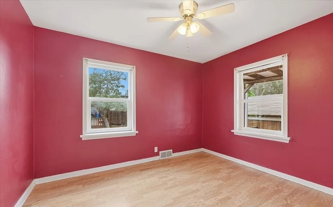 Building Photo - 3bed/1 bath near Point Defiance ** MOVE IN SPECIAL! **