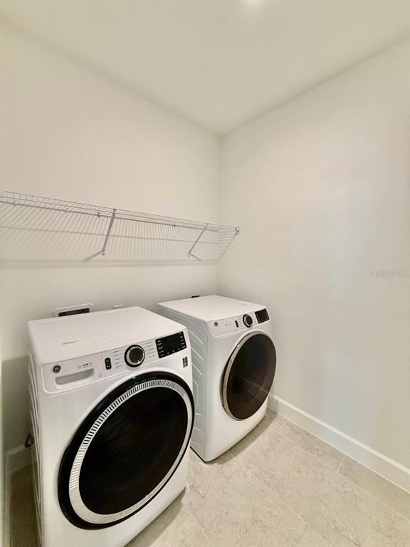 Building Photo - 2031 Wild Heron Ct