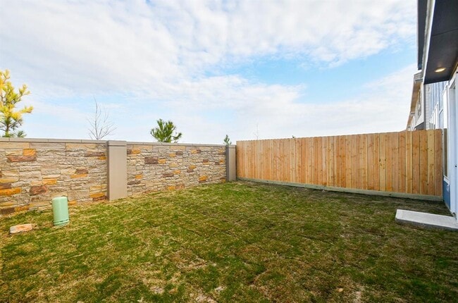Building Photo - 5459 Holly Hvn Ct