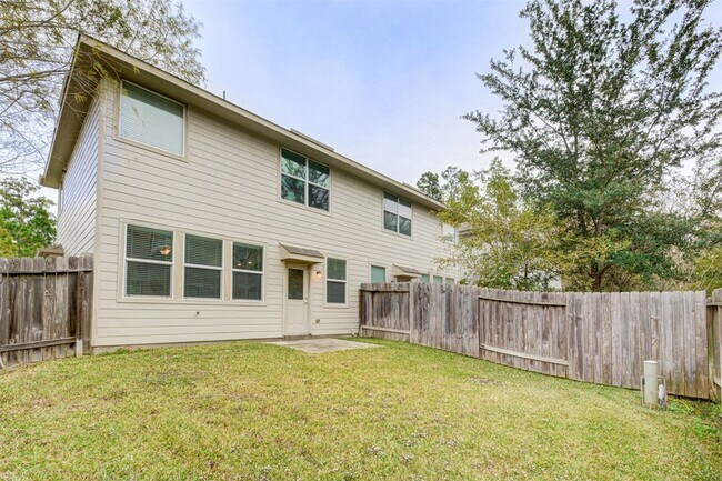 Building Photo - 23 Fairlee Ct