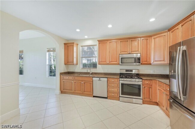 Building Photo - 9142 Cherry Oaks Ln