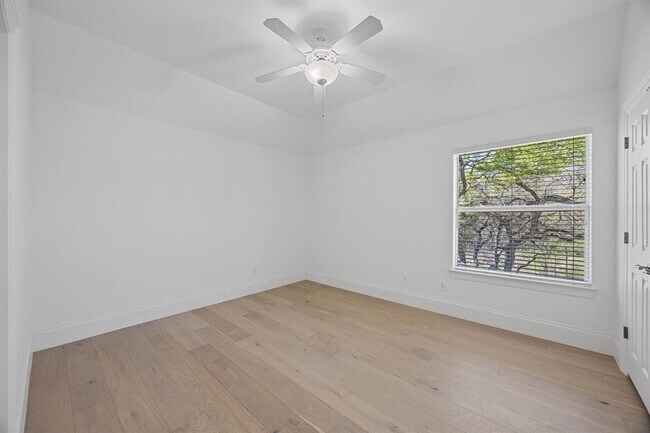 Building Photo - 1409 Vibar Cove