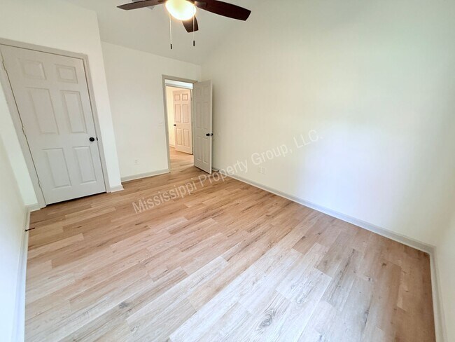 Building Photo - 3BR/3BA For Rent Short Term