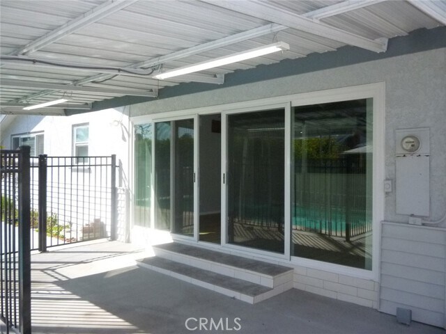 Building Photo - 1432 W 172nd St