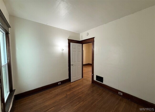 Building Photo - 22 Remoleno St