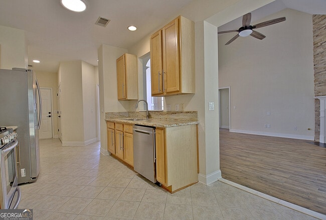 Building Photo - 110 Freeman Forest Dr