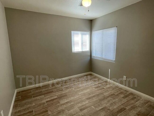 Building Photo - 7771 Philbin Ave