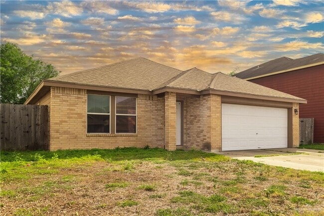 Primary Photo - 2216 Llano Grande Ln