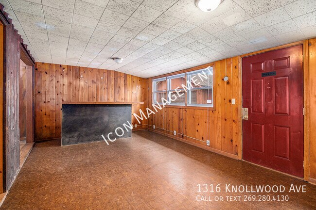Building Photo - 1316 Knollwood Ave