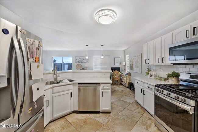 Building Photo - 11944 Mesquite Rock Dr