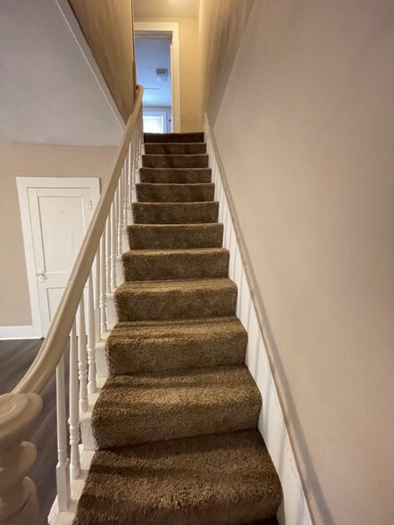 Building Photo - 16 Victory Dr