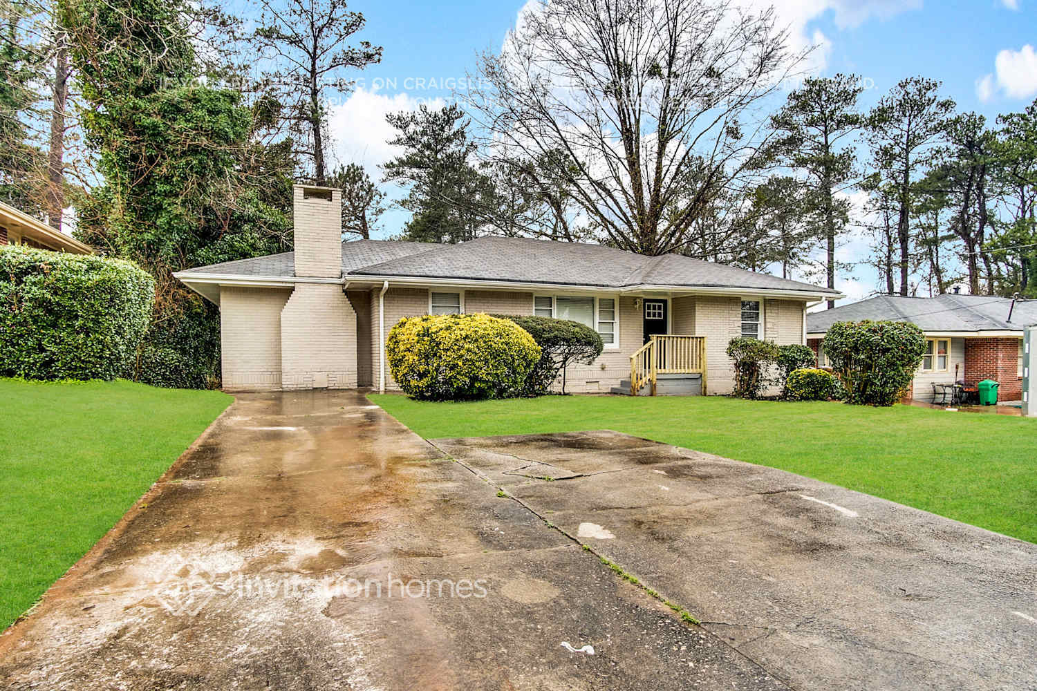 Building Photo - 2430 Mark Dr