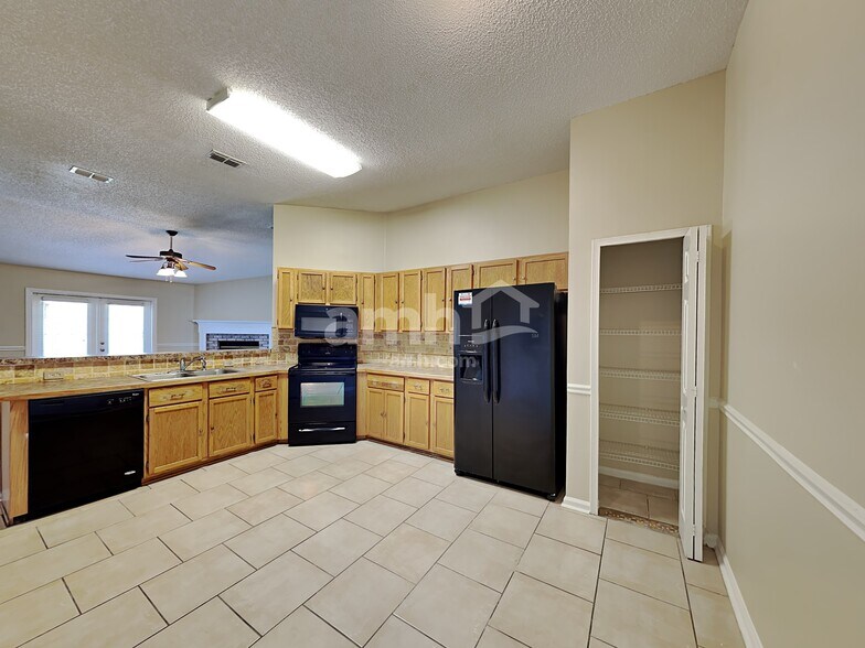 Building Photo - 3154 Fox Squirrel Dr