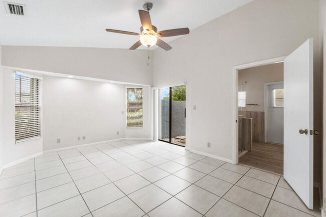 Building Photo - 13485 Orchid Ct
