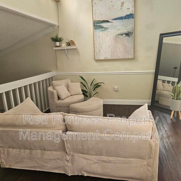 Building Photo - 12918 Meadowood Ct