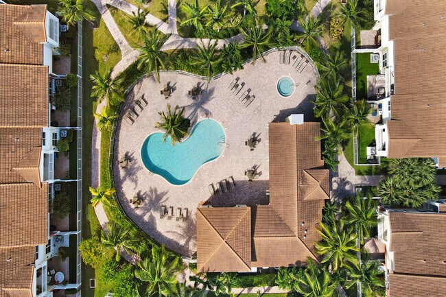 Building Photo - 100 NW 69th Cir