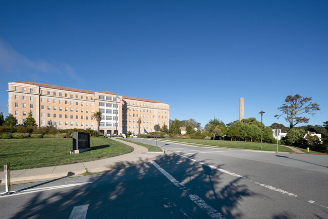 Building Photo - 1801 Wedemeyer St