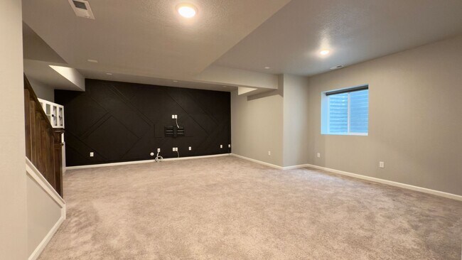 Building Photo - Modern Single-Family Home in Desirable Gold Hill Mesa — Built in 2021