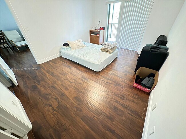 Building Photo - 1278 S Military Trail
