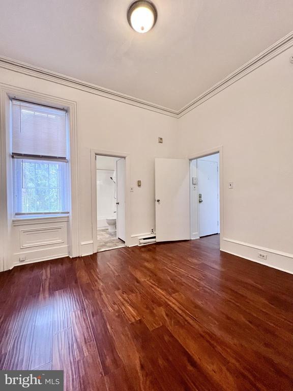 Building Photo - 849 N 5th St