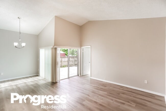 Building Photo - 13618 SW 287th Ter