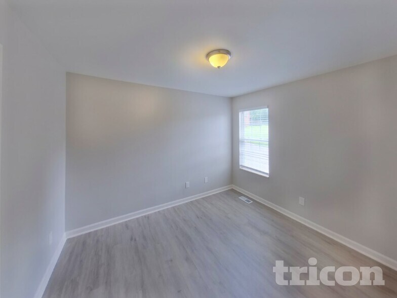 Building Photo - 2108 Forge Ridge Cir