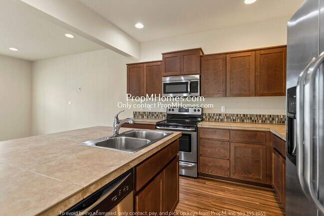 Building Photo - 15488 SW Applewood Ln