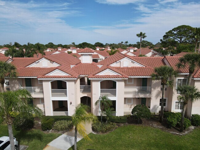 Building Photo - 9833 Perfect Dr