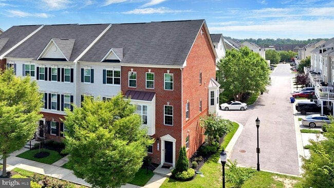 Building Photo - 7049 Banbury Dr
