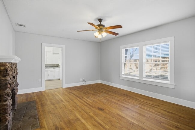 Building Photo - 4875 E Williams Spring Rd